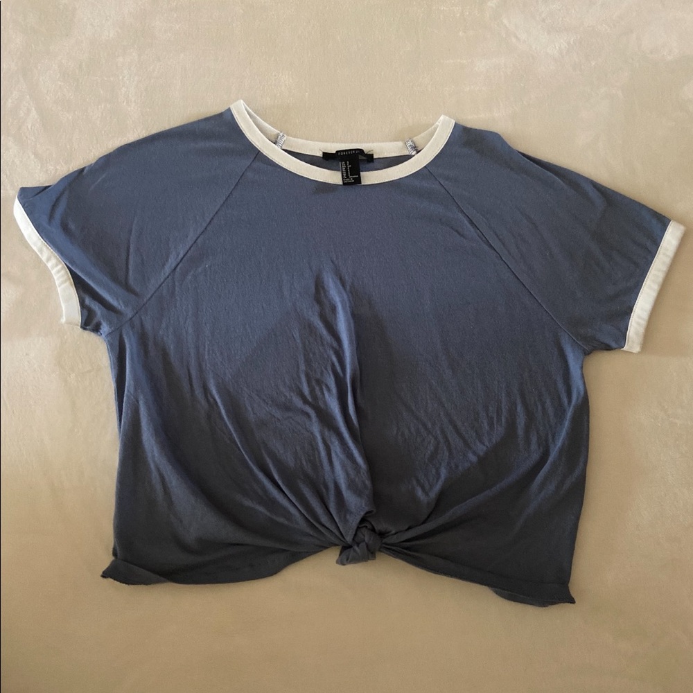 💙Forever 21 Blue Tie Up Crop t-shirt